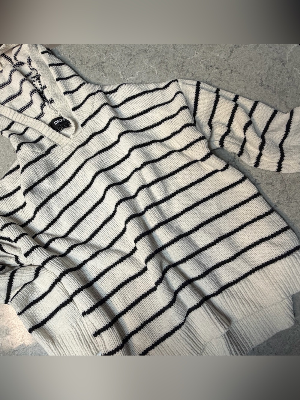 DKNY Cream and Black Striped V-Neck Sweater